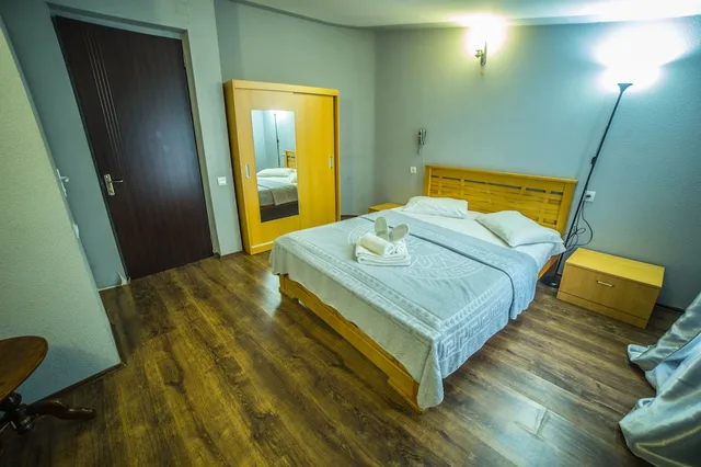 غرفة اقتصادية بسرير كوين، Qeroli Hotel 9/10
