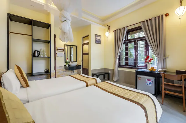 غرفة سوبيريور بسرير كينج بإطلالة على الحديقة بشرفة، Loc Phat Hoi An Homestay - Villa 2/10