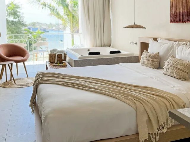 جناح بريميوم بسرير مزدوج بإطلالة على القناة بحوض جاكوزي، Hotel Premium Recanto Da Passagem 2/6