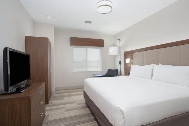 جناح بغرفة نوم واحدة، Holiday Inn Express Hotel Suites Amarillo 1/5