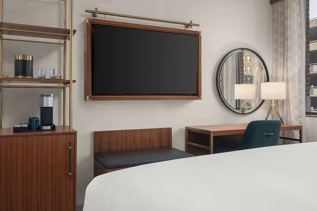 غرفة مفردة بسرير كينج، Hotel Ardent Dayton Downtown, Tapestry Collection by Hilton 2/5