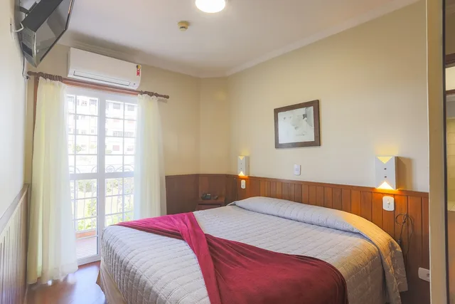 غرفة ثلاثية بسرير كوين وسرير فردي، Flat Hotel Palazzo Reale 1/9