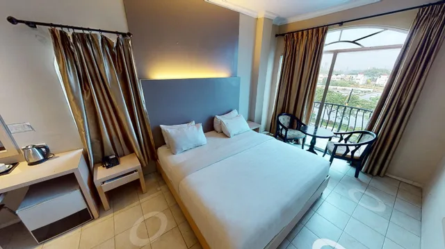 Deluxe, Double Bed, City View, SKY VIEW HOTEL 2/2