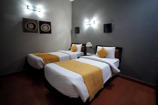 غرفة كلوب بسرير مزدوج، The Corus Hotel 1/3