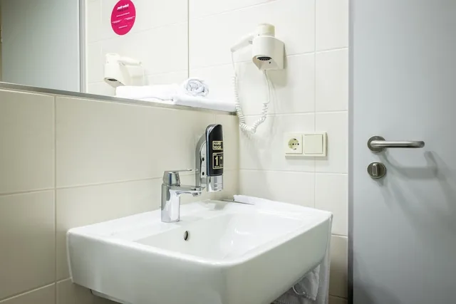 غرفة سوبيريور بسرير كوين، SERWAYS HOTEL BRUCHSAL WEST 5/7