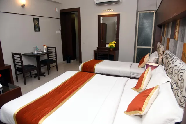 غرفة ديلوكس ثلاثية، Greens Gate Chennai 2/2