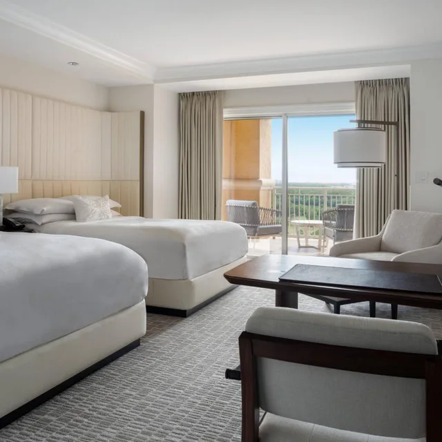 Room, 2 Queen Beds, Lake Front, Pool View، The Ritz Carlton Orlando Grande Lakes 4/6