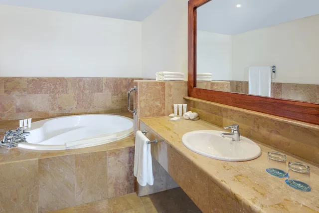 جناح جونيور بسريرين مزدوجين، Catalonia Punta Cana 7/9