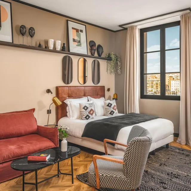 غرفة ديلوكس ثلاثية بإطلالة على المرفأ، Maisons du Monde Hotel & Suites - Marseille Vieux Port 2/5
