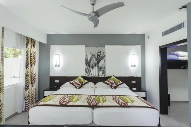 Junior Suite SUSB، Hotel RIU Playacar All Inclusive 2/3