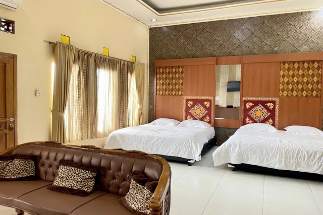 جناح، Hotel Ramayana Garut 4/6