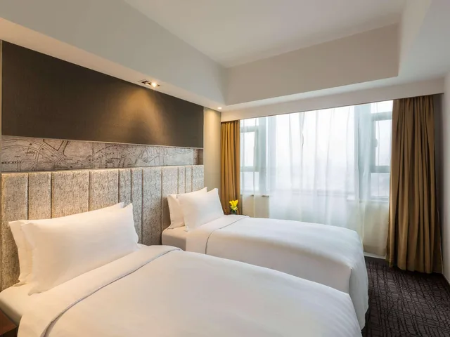 جناح بسرير كوين بغرفتي نوم، Grand Mercure Shanghai Hongqiao 1/2