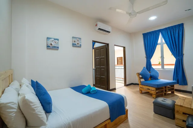 Family, King and Queen Bed, Paretto Seaview Hotel 3/4