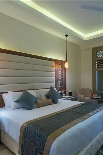 غرفة بسرير مزدوج بإطلالة على البحر، Pickalbatros Sea World Resort - Marsa Alam 1/4