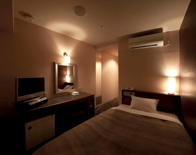 Semi Room, Single, Semi Double Bed, Smoking، Center Hotel Toyota 2/2