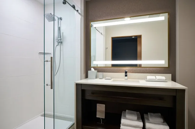 غرفة كلوب بسرير مزدوج، Washington Marriott Capitol Hill 6/6