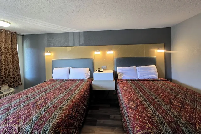 2 Queen Bed Smoking, Eagle Inn by Hotel O Richmond Midlothian Turnpike 3/10