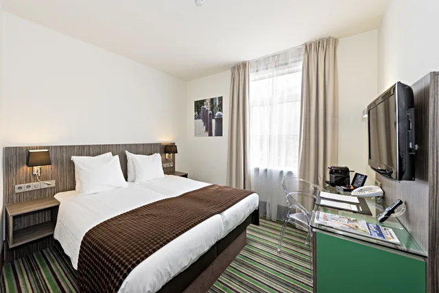 غرفة بسرير مزدوج بإطلالة على المدينة، Westcord City Centre Amsterdam 1/5