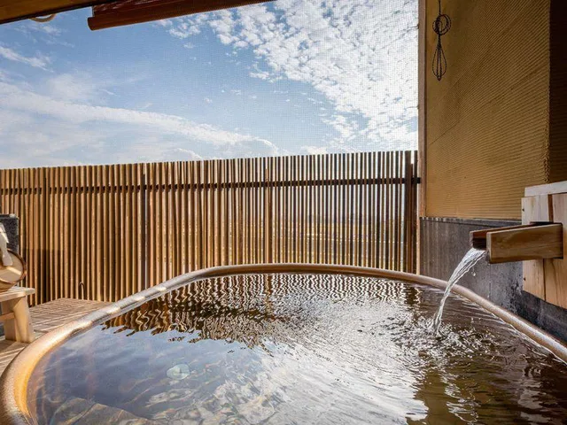 Japanese Western, River View, Bathtub, Hodoai No Yado Roppokan 1/1