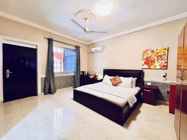 غرفة قياسية بسرير كوين بإطلالة على البحر في الطابق الأرضي، Coconut Pointe Beach Resort 1/8