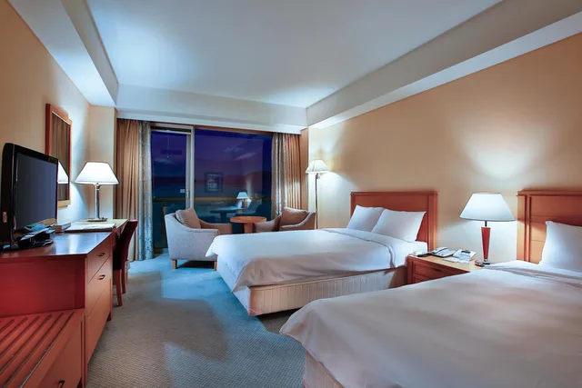 غرفة ديلوكس بسريرين منفصلين بإطلالة على الجبل، Hotel Hyundai By Lahan Mokpo 3/5