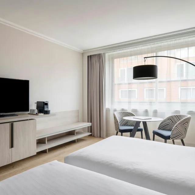 غرفة بسرير مزدوج أو سريرين منفصلين، Lyon Marriott Hotel Cite Internationale 8/10