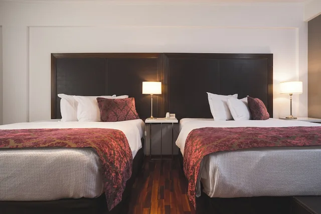 غرفة سوبيريور بسريرين مزدوجين، HOTEL TOLOSA 2/6