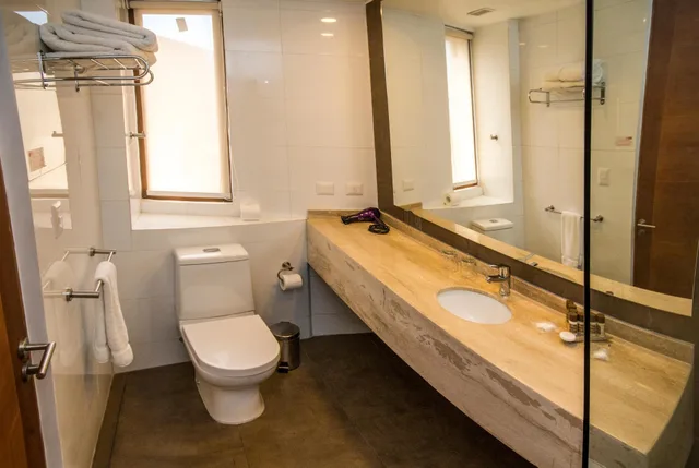 غرفة قياسية بسرير مزدوج بإطلالة على البحر، Hotel Mae 7/8