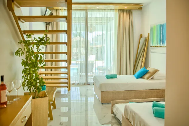 Loft, Suite, Private Pool، Alia Luxury Suites and Spa 3/5