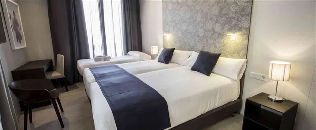 غرفة قياسية ثلاثية، Vincci Mercat Hotel 3/4