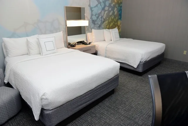 Room, Multiple Beds, Courtyard By Marriott el Paso Airport 1/7