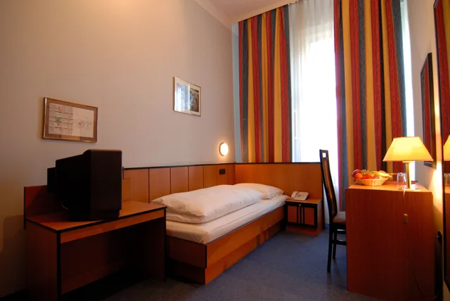 غرفة قياسية مفردة، HOTEL DREI KRONEN VIENNA CITY 15/19