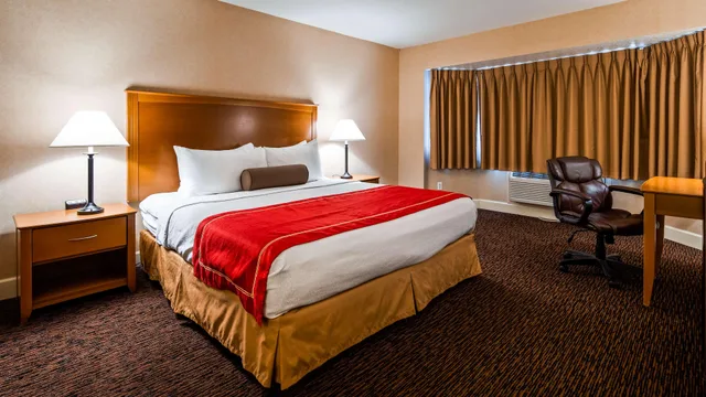 غرفة بسرير كوين، Best Western Plus Placerville Inn 4/5