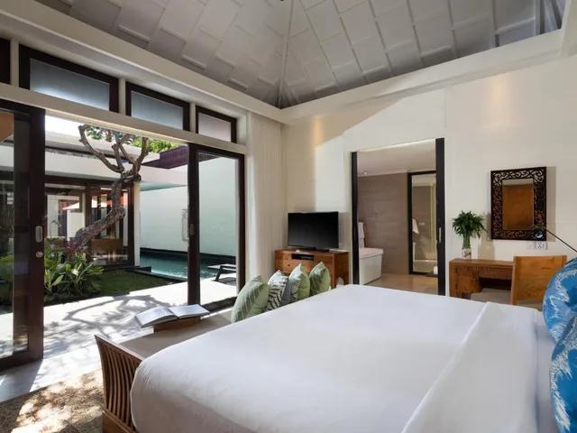 Villa, Private Pool, Avani Seminyak Bali Resort 2/4