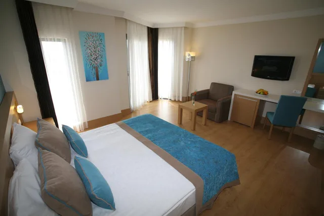 غرفة بسرير مزدوج أو سريرين منفصلين، Limak Limra Hotel & Resort 2/5