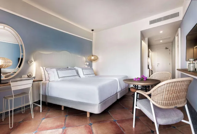 Connecting, Melia، Melia Zahara Resort & Villas 5/6