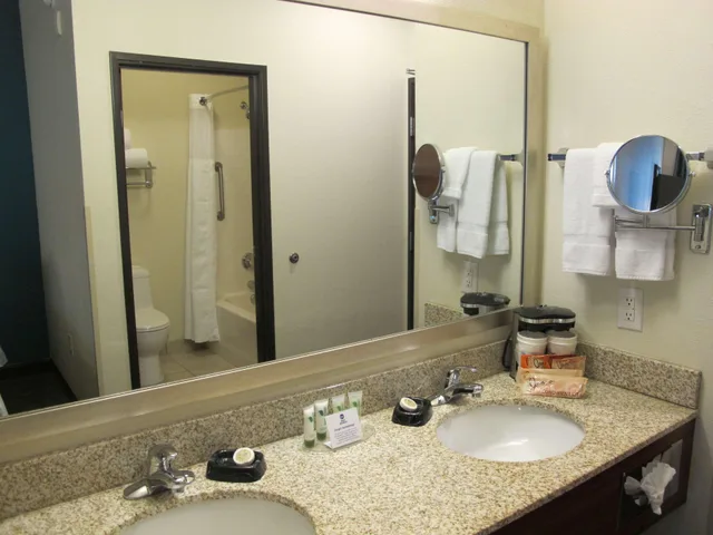 غرفة بسرير كينج، Best Western Liberty Inn DuPont JBLM 3/4