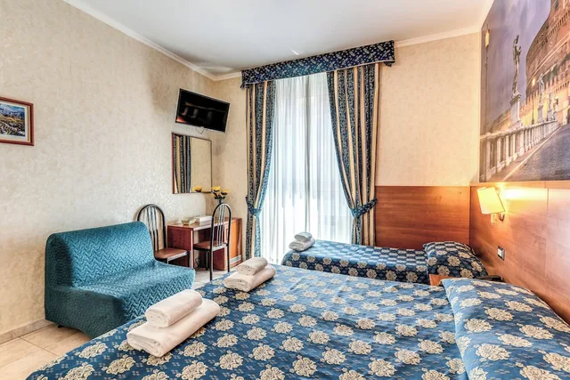 غرفة ثلاثية بثلاثة أسرّة، Orlanda Hotel 2/5