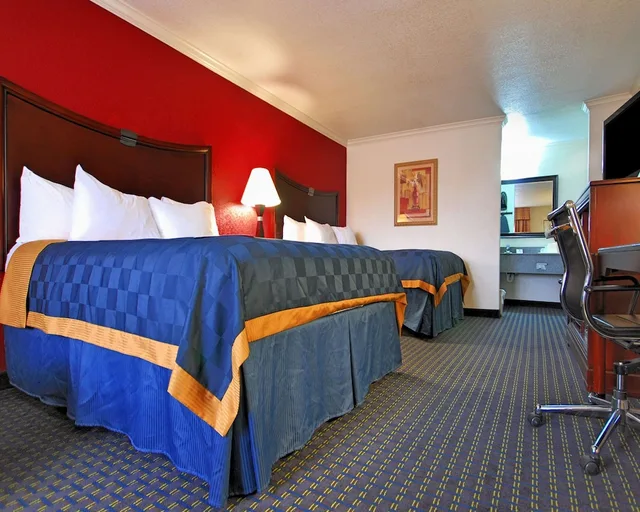 غرفة بسريرين كوين، Americas Best Value Inn Kingsville 1/6