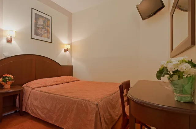 غرفة قياسية مزدوجة، Hotel Le Faubourg Opera 3/4