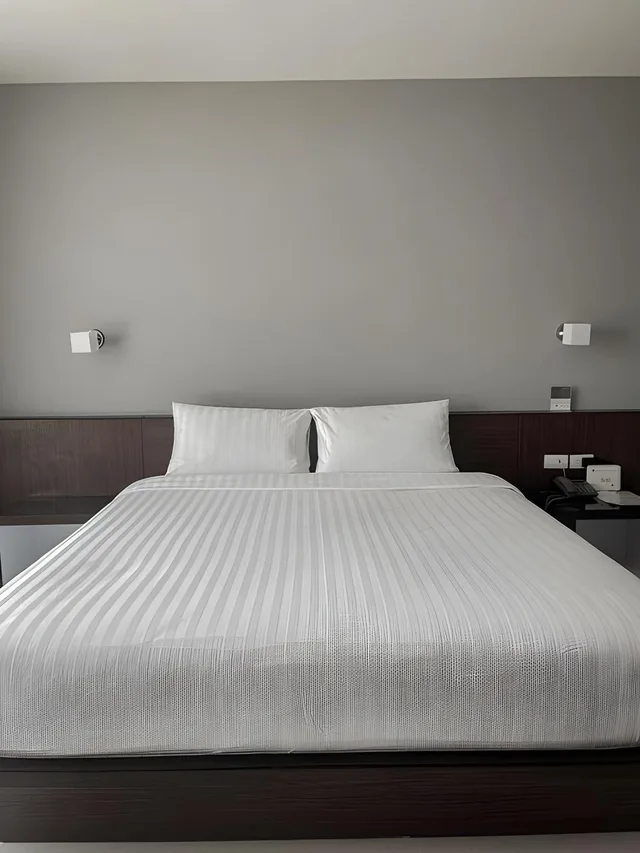 غرفة سوبيريور بسرير كينج، The One Hotel Bueng Kan 1/2