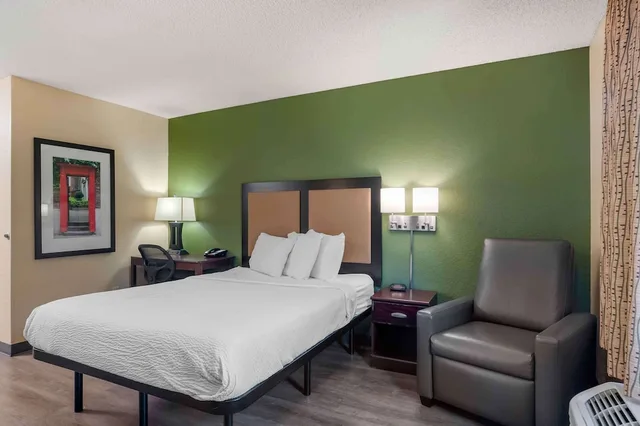 استوديو بسرير كوين، Extended Stay America Orange County - Lake Forest 1/3