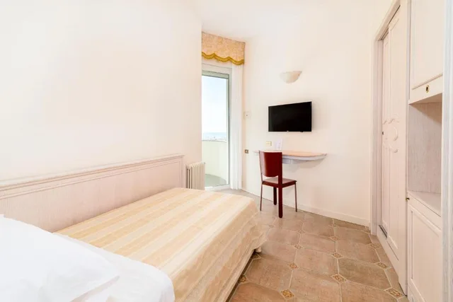 غرفة كلاسيكية مفردة، Hotel Universal 1/2