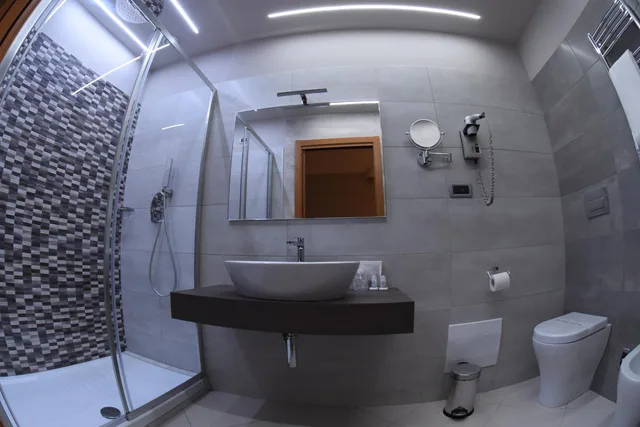 غرفة سوبيريور بسرير مزدوج، Hotel Niagara 5/8