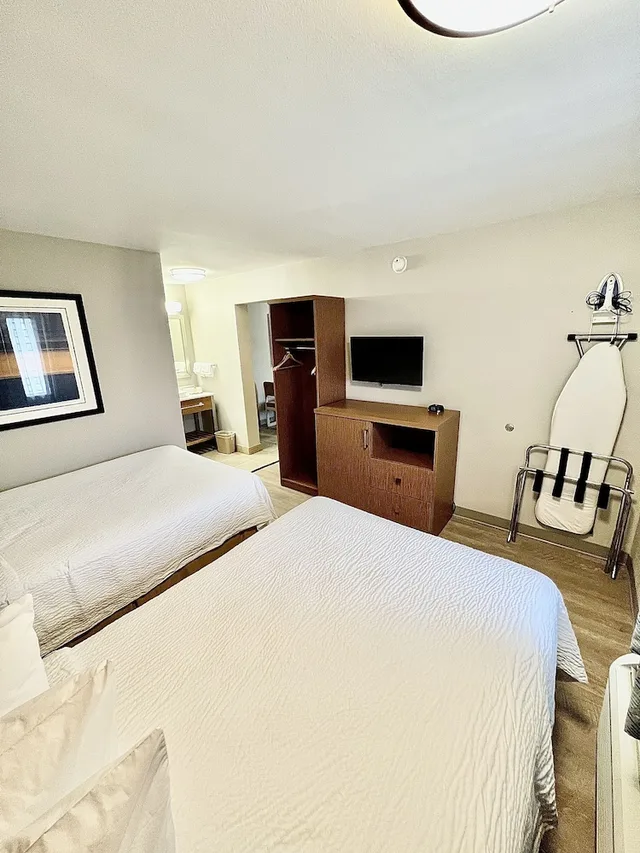 جناح بسريرين مزدوجين، Days Inn Suites By Wyndham Arlington Near Six Flags 2/7
