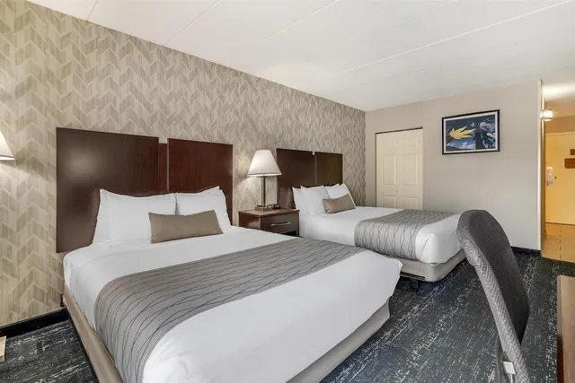 غرفة قياسية بسريرين كوين لذوي الإعاقة، Best Western Plus Keene Hotel 6/10