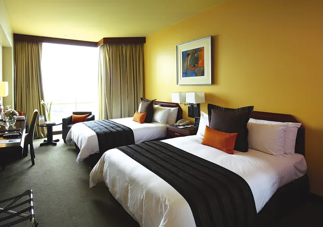غرفة تنفيذية بسرير كينج، Delfines Hotel & Convention Center 2/6