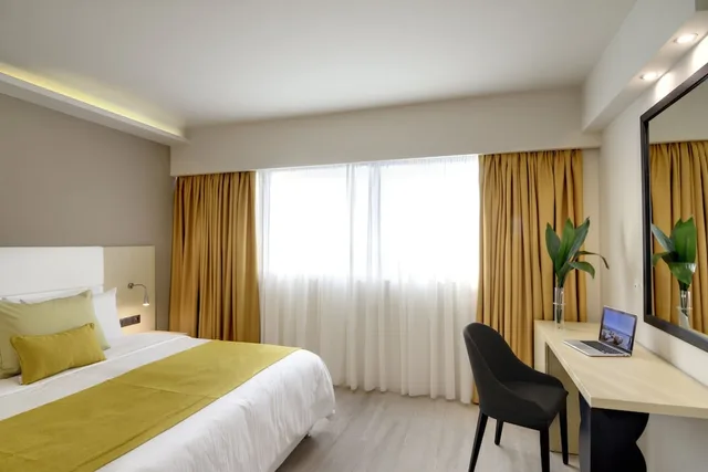 غرفة قياسية ثلاثية، Athens Avenue Hotel 1/3