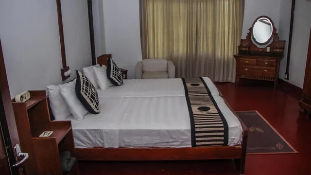 1 Bedroom, Family, Twin Beds, Mountain Side، Ancoombra Tea Estate Bungalow 1/3