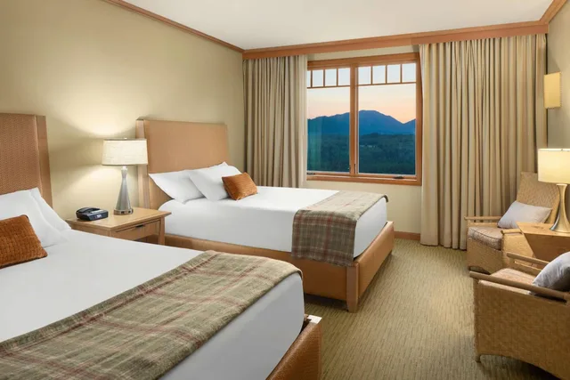 Renovated, Lodge, 2 Queen Beds, Resort View، Suncadia Resort 2/4